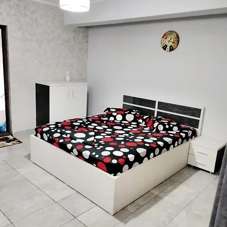 10 Năvodari
