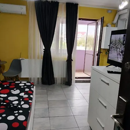 Apartment 10