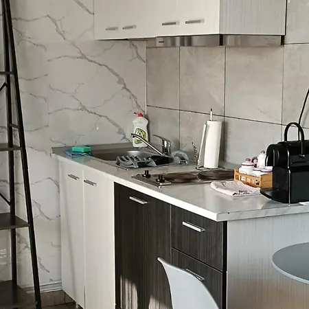 Apartment 10